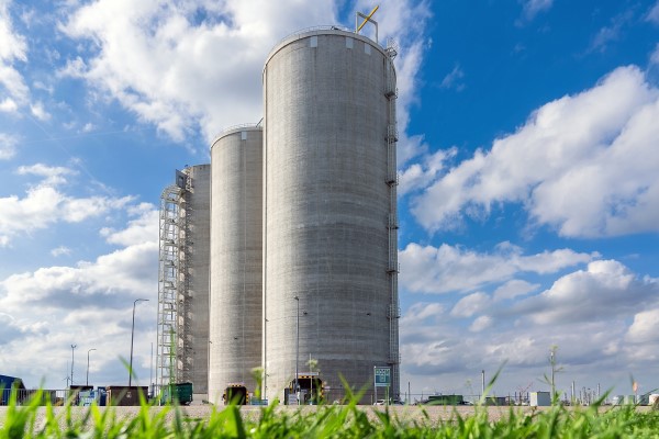Ecocem Benelux breidt productie- en opslagcapaciteit CO2-arme ACT-cement fors uit