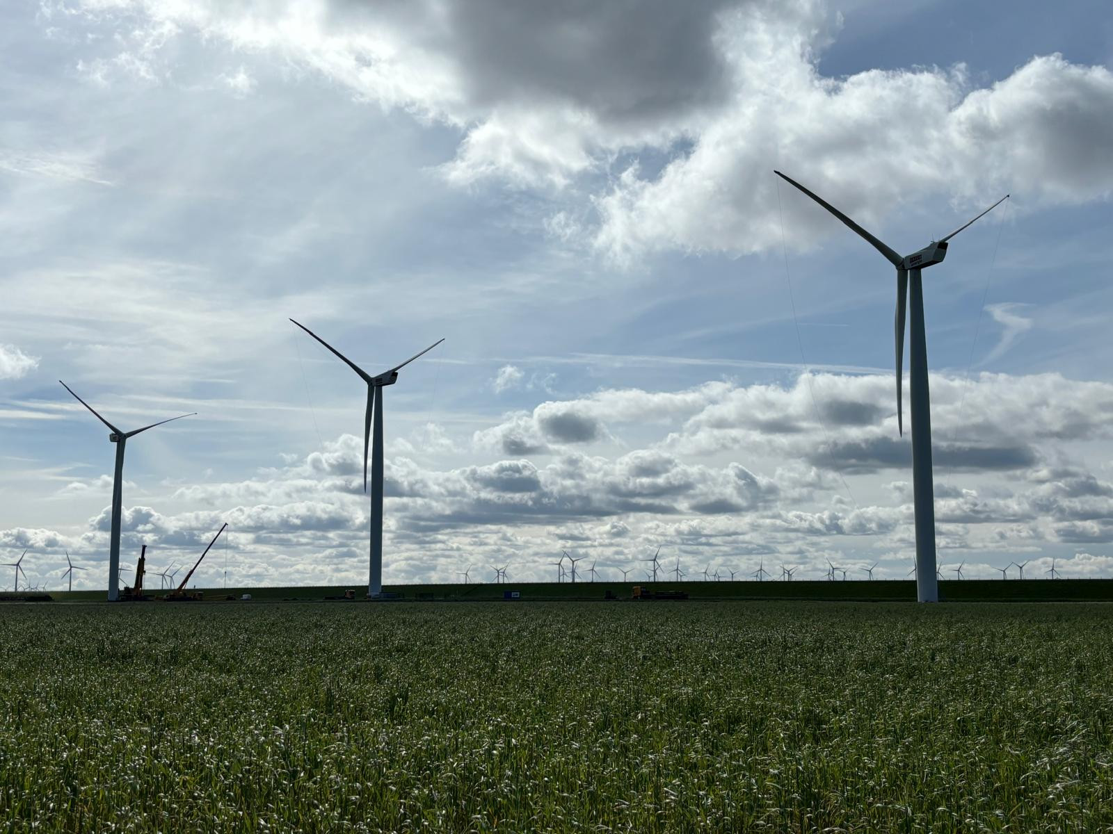 Eneco gaat windpark Herkingen op duurzame wijze afbreken en materialen hergebruiken