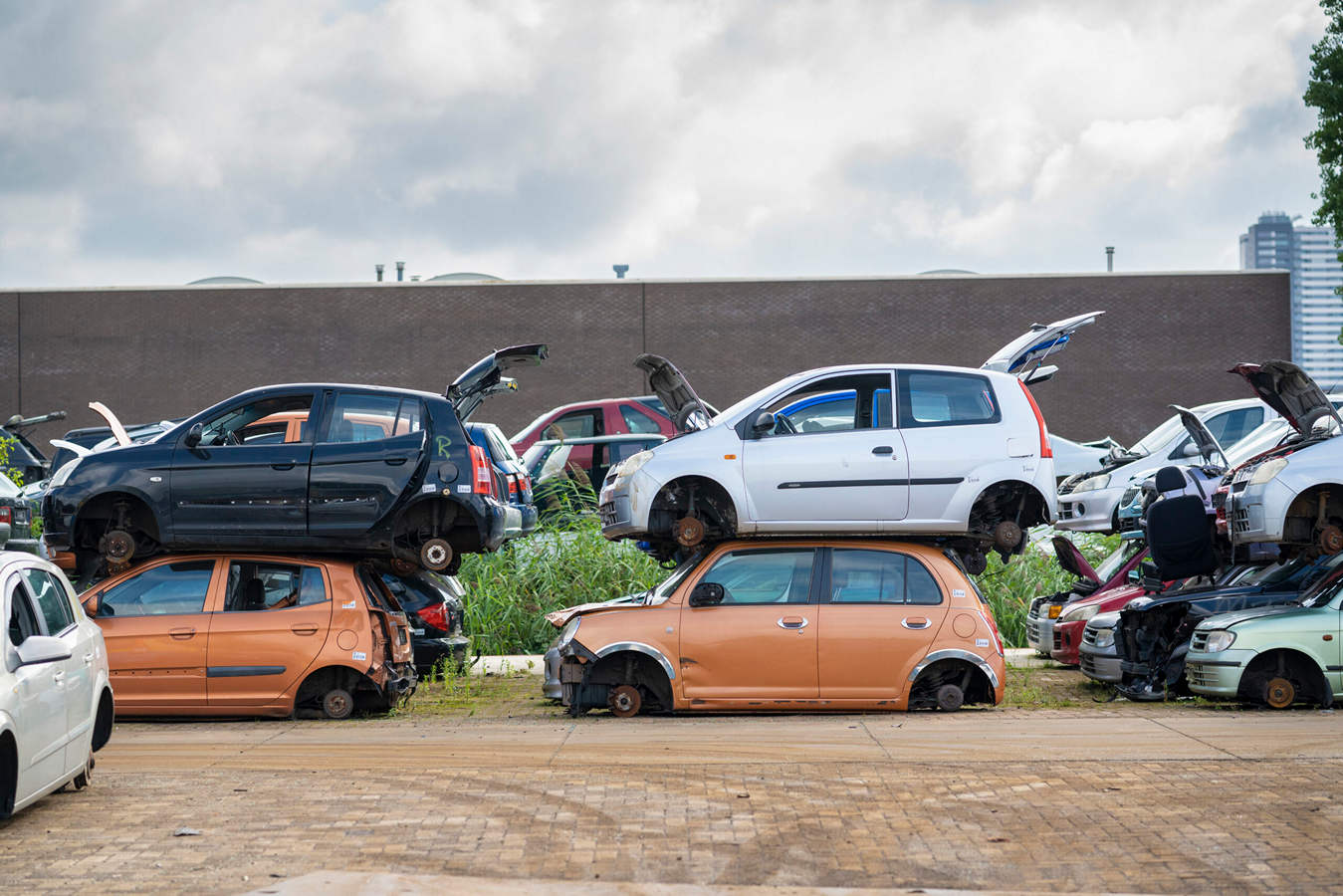 Gelijke recyclingprestatie van 98,7% bij minder afgedankte auto’s