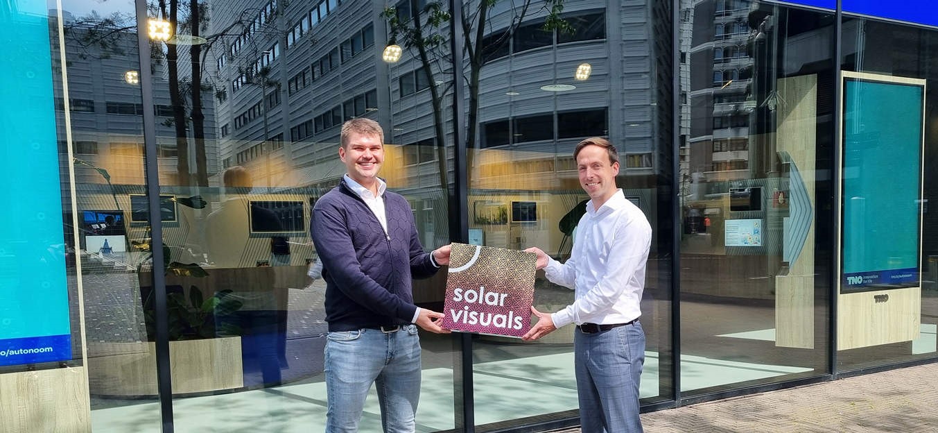 Kameleon Solar neemt branchegenoot Solar Visuals over