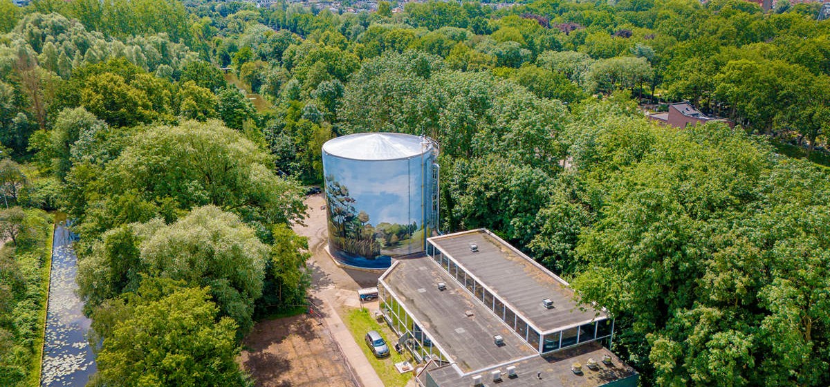 Eneco en De Strakke Hand onthullen schildering op warmtebuffer in Rijnsweerd