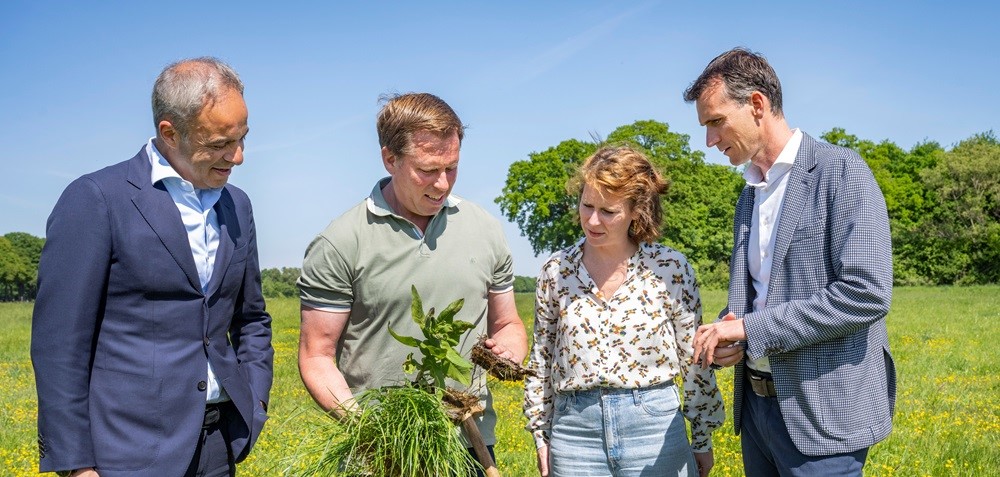 Lidl, FrieslandCampina en ReGeNL bundelen hun krachten in innovatieve pilot voor regeneratieve landbouw.jpg