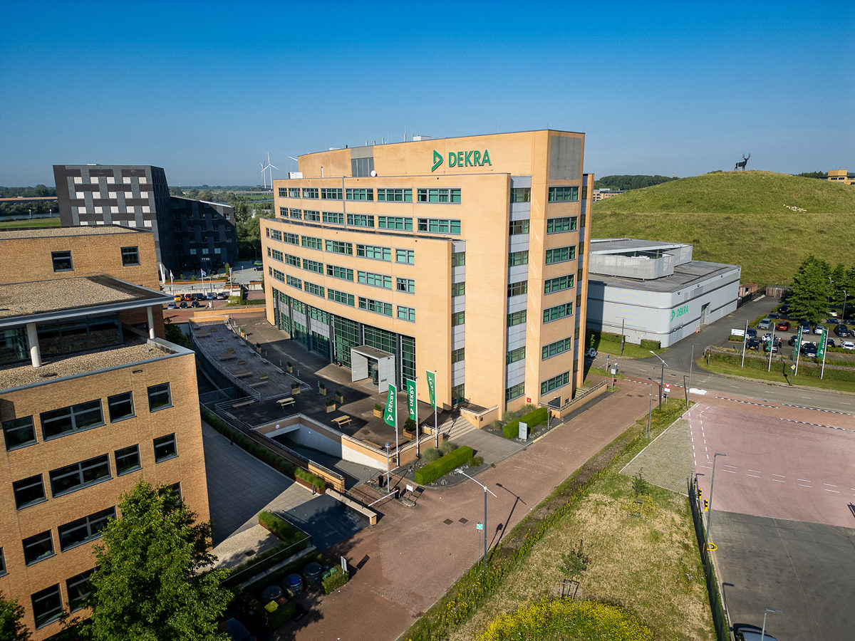 DEKRA_Arhem_Office_Lab_Overview.JPG