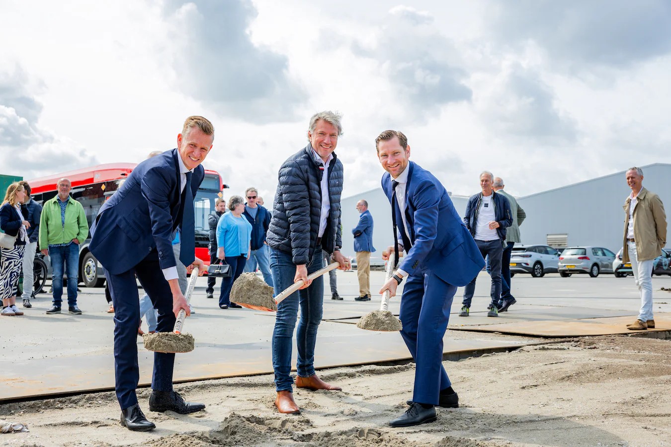 ebs-start-bouw-nieuwe-busstalling-voor-elektrische-vloot-in-poeldijk.jpg