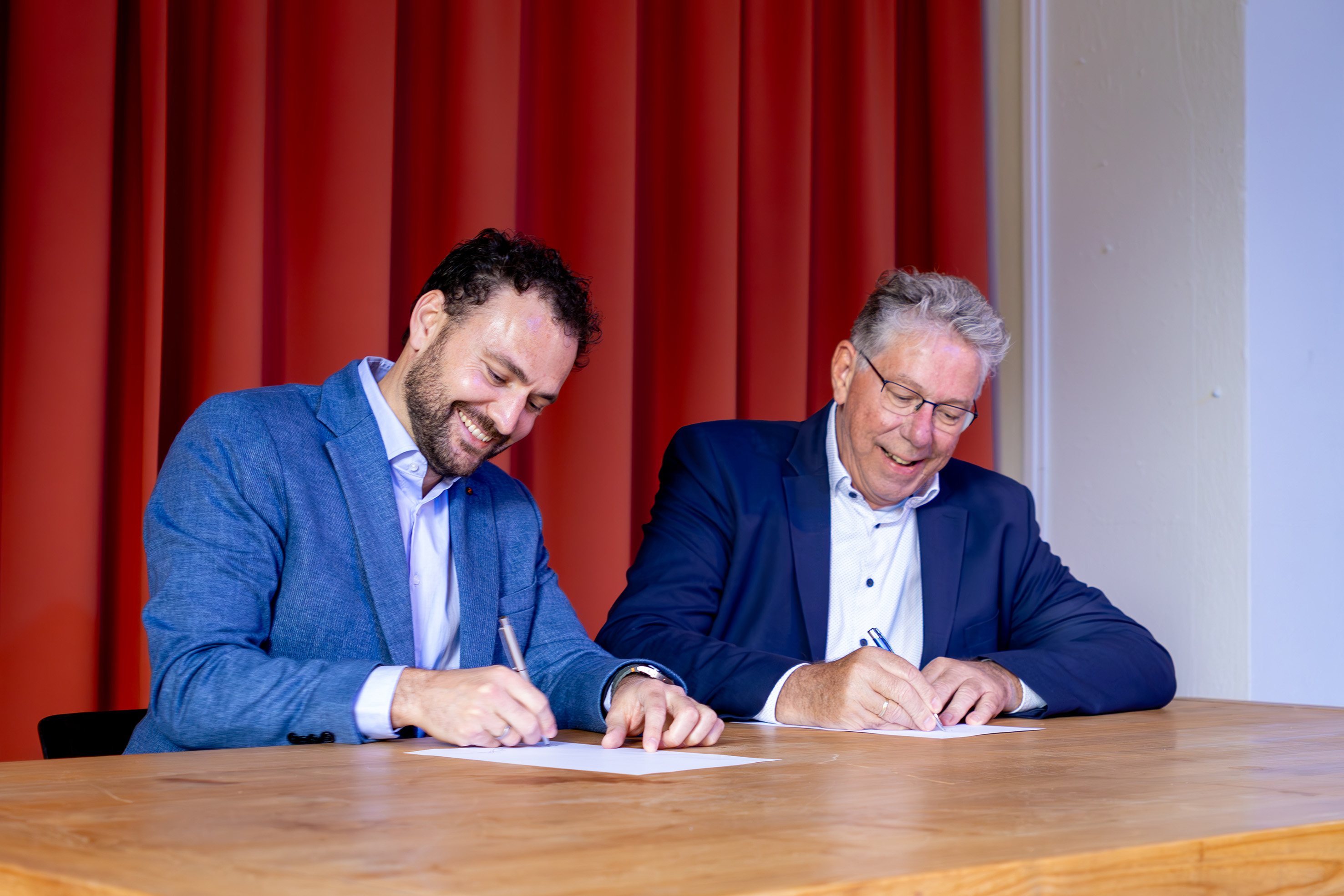 abb-en-nederlandse-netbeheerders-bundelen-krachten-om-energietransitie-te-versnellen.jpg