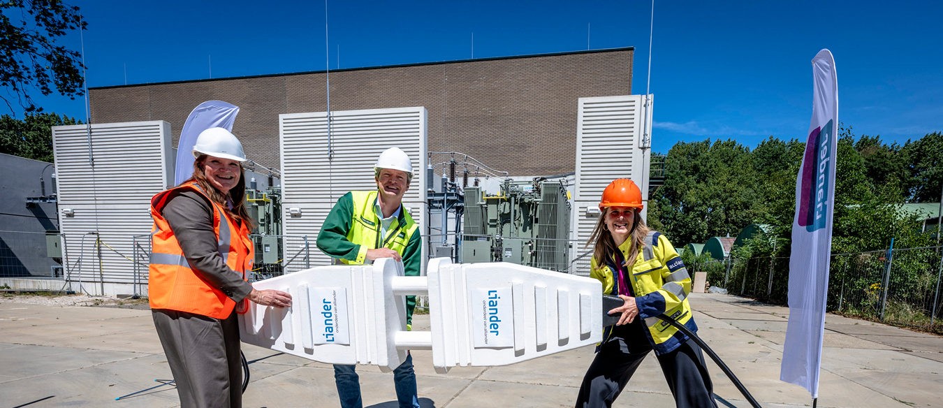 nieuw-elektriciteitsstation-in-zoeterwoude-maakt-verdere-verduurzaming-in-de-regio-mogelijk-1.jpg
