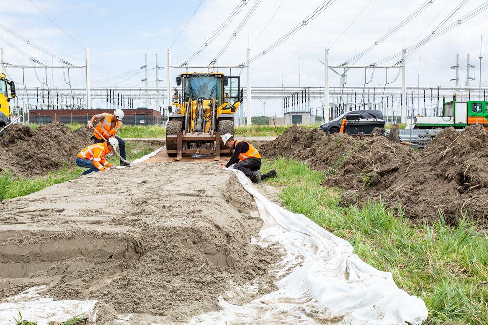van-afval-naar-oplossing-natuurlijk-geotextiel-om-de-bouwplaats-te-verduurzamen.jpg