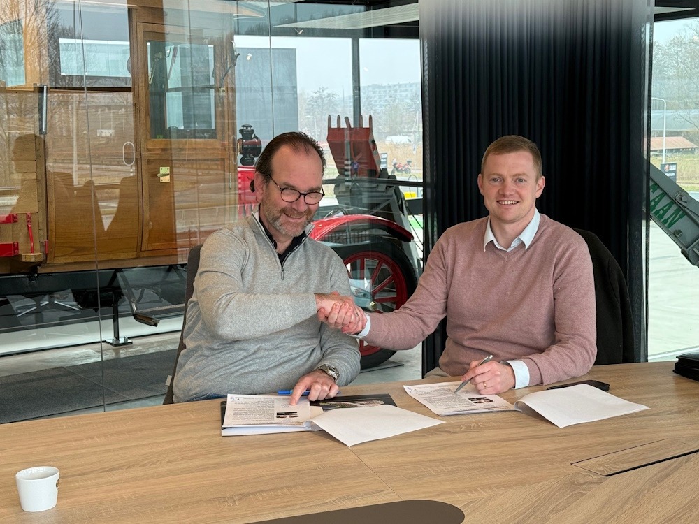 Saan schaft als eerste in de Benelux een elektrische telescoopkraan aan.jpg